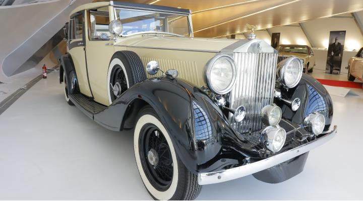 1937 Rolls-Royce Phantom III Landaulette